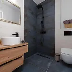 Mia Zadarvillas * פריבלאקה