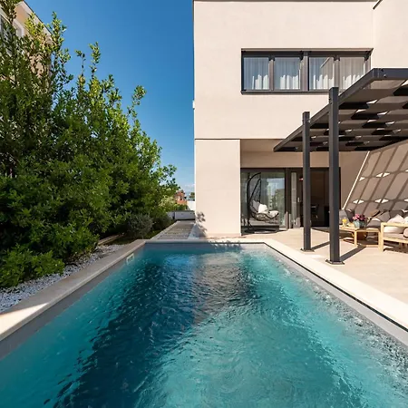 Mia Zadarvillas * Privlaka (Zadar)